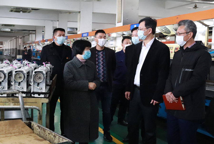 落實(shí)兩手抓、兩戰(zhàn)贏，陳輝到美機(jī)開展下企業(yè) “三服務(wù)”